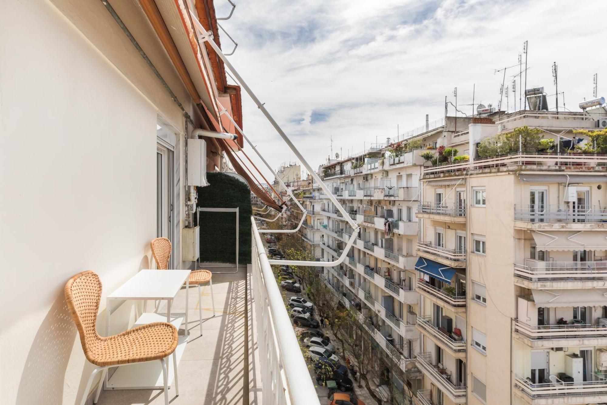 Sunshine By Halu! City Centre Family Retreat Thessaloniki Exterior photo